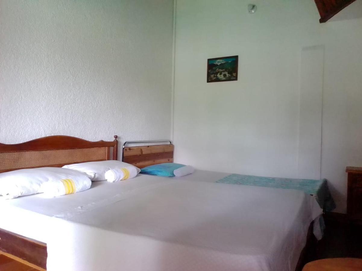 Hotel Santa Helena Leticia Exterior photo